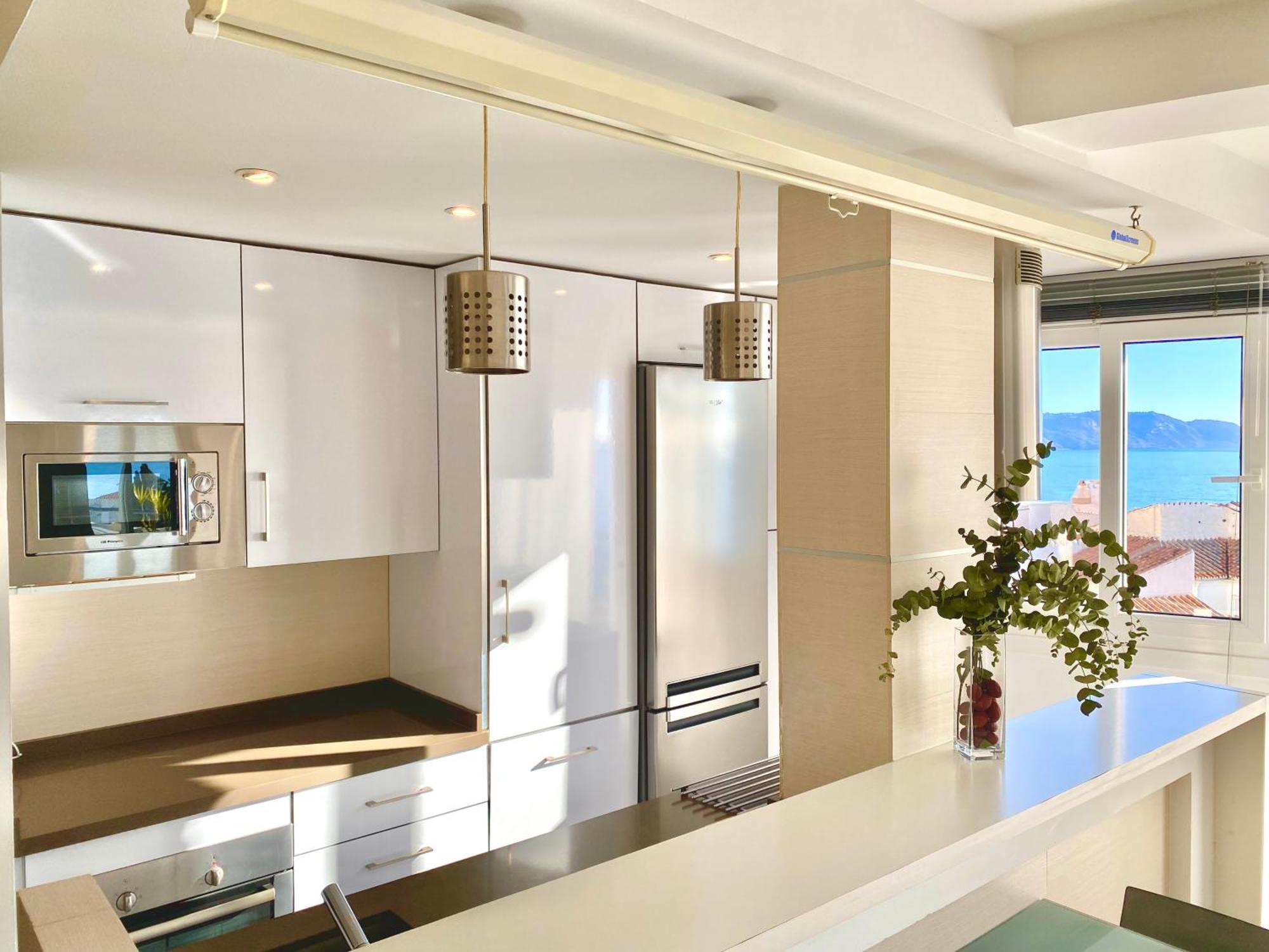 Modern Apartment Stunning Sea Views And Pool Nerja Kültér fotó